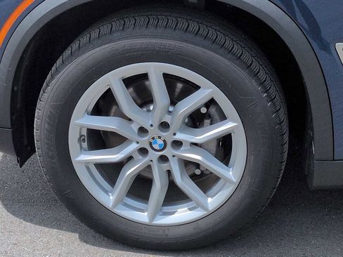 Used 2019 BMW X5 xDrive40i w/ Convenience Package AWD/4WD image 14