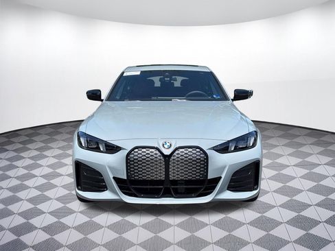 New 2026 BMW i4 eDrive40 w/ M Sport Package RWD image 6