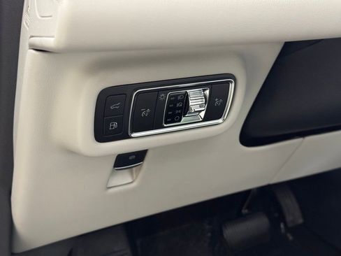 New 2026 Lincoln Nautilus Premier w/ Equipment Group 102A image 21