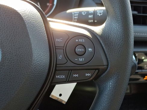 Certified 2023 Toyota RAV4 LE image 23