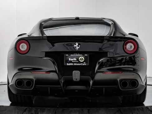 Used 2017 Ferrari F12 Berlinetta RWD image 15