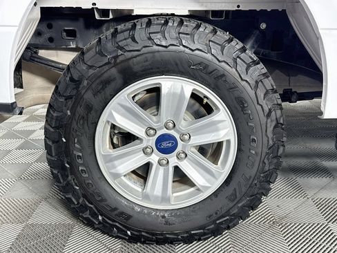 Used 2018 Ford F150 XLT w/ Equipment Group 301A Mid AWD/4WD image 29