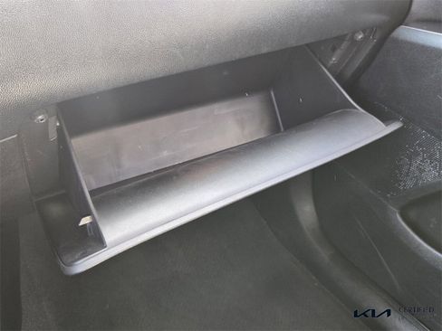 Used 2022 Kia Sorento LX image 20