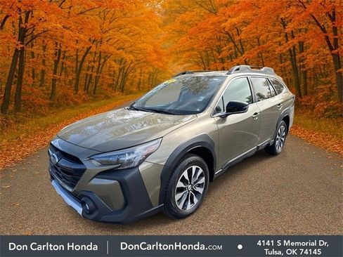 Used 2025 Subaru Outback Limited XT image 3