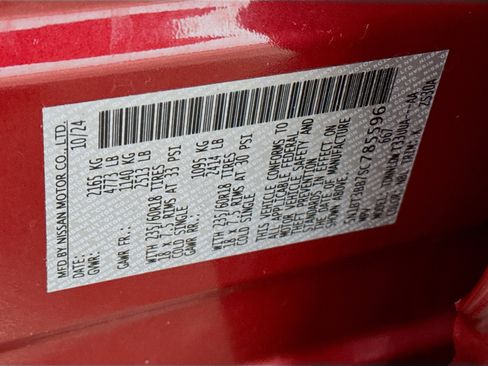 Used 2025 Nissan Rogue SV image 28