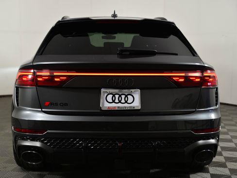 New 2026 Audi RS Q8 performance image 8