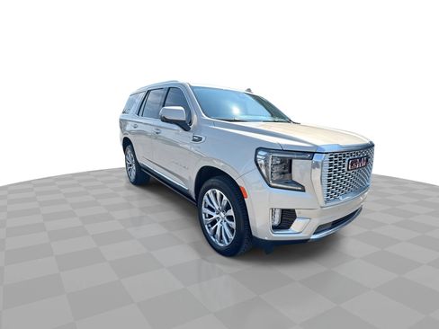 Used 2023 GMC Yukon Denali image 2