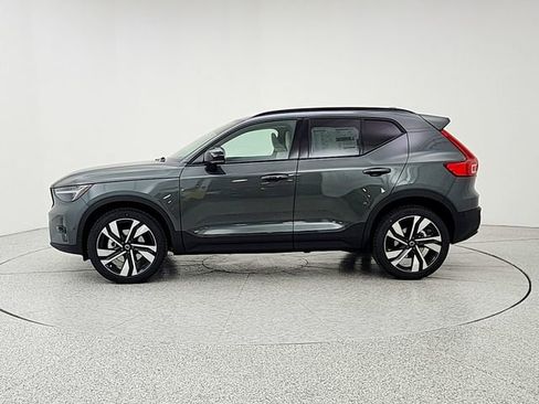New 2026 Volvo XC40 B5 Plus w/ Climate Package AWD/4WD image 8
