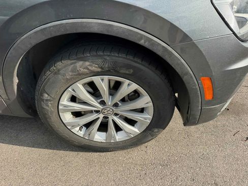 Used 2018 Volkswagen Tiguan SE image 4