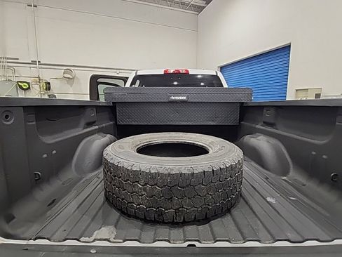 Used 2019 Chevrolet Silverado 2500 W/T AWD/4WD image 21
