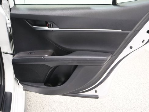 Certified 2023 Toyota Camry SE w/ Convenience Package image 32