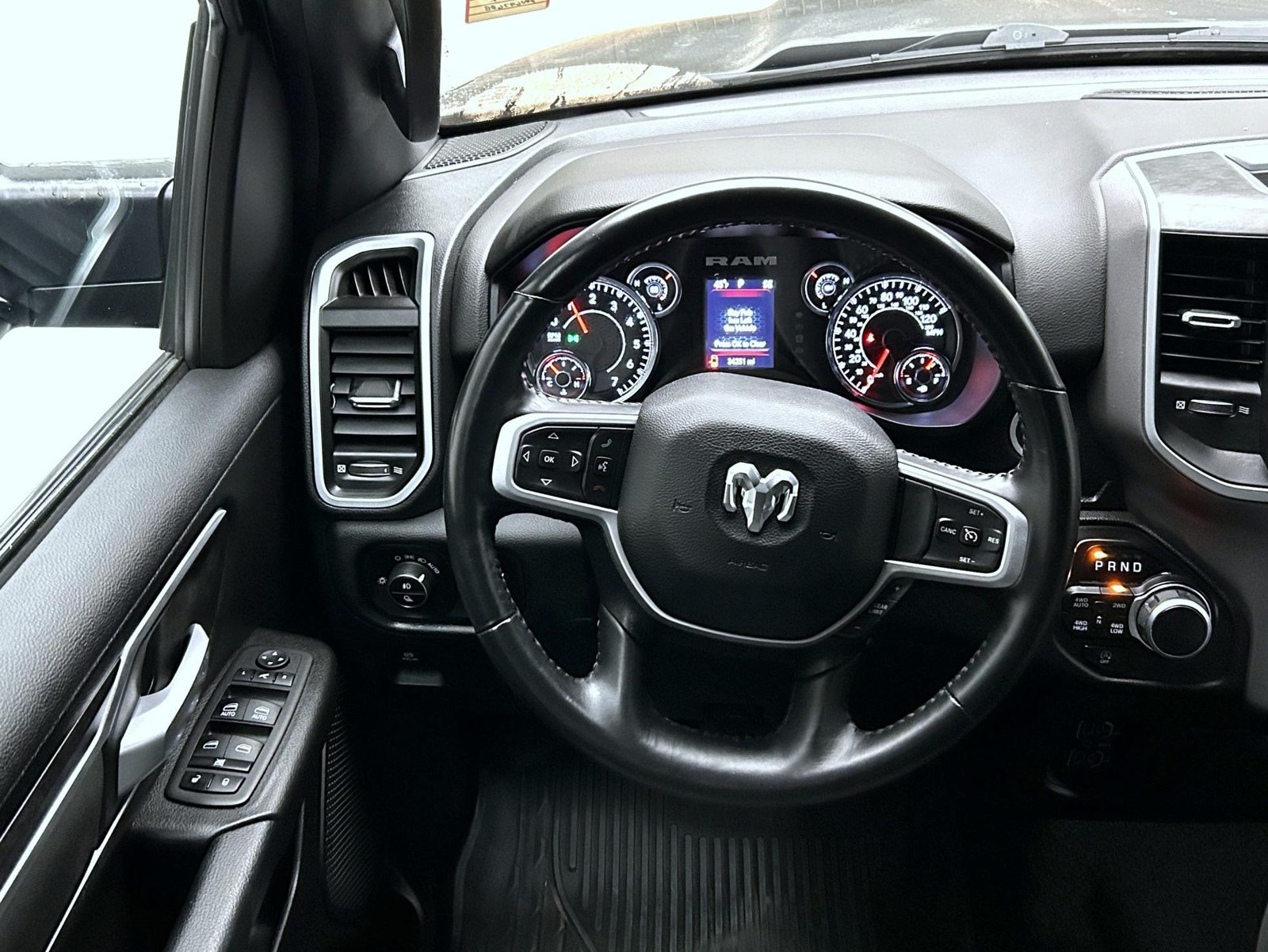 Used 2023 RAM 1500 Big Horn AWD/4WD image 12