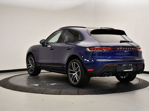 Certified 2026 Porsche Macan AWD/4WD image 3