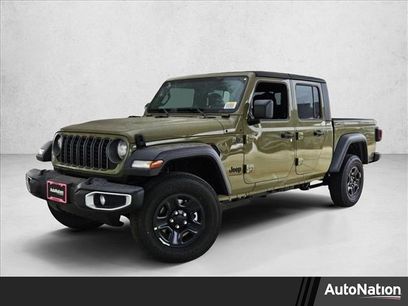 New 2026 Jeep Gladiator Sport