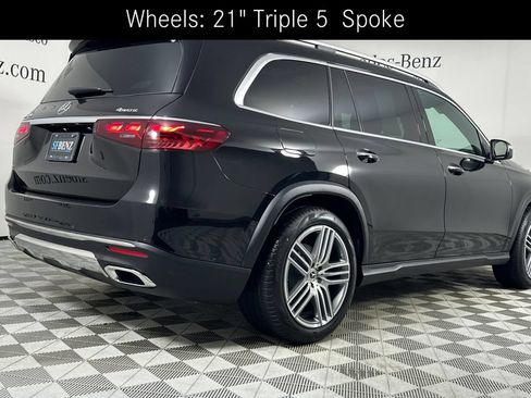 Certified 2026 Mercedes-Benz GLS 450 4MATIC image 5