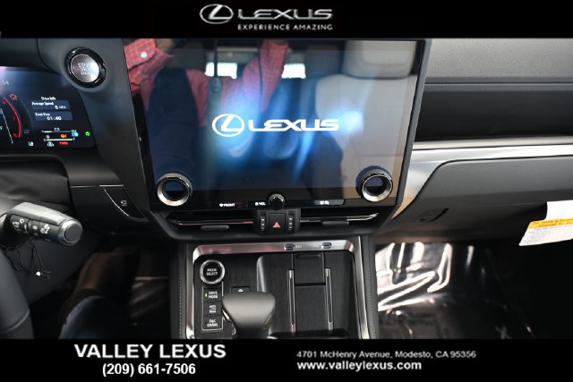 New 2026 Lexus GX 550 w/ Accessory Package (CT) AWD/4WD image 6