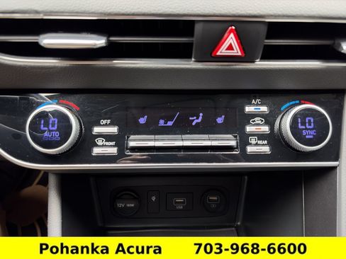 Used 2023 Hyundai Sonata SEL w/ Convenience Package FWD image 17