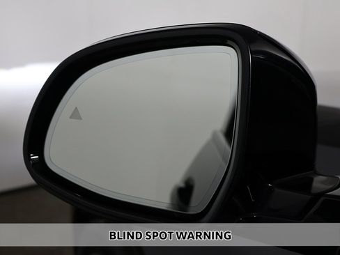 Used 2022 BMW X7 xDrive40i w/ M Sport Package image 4