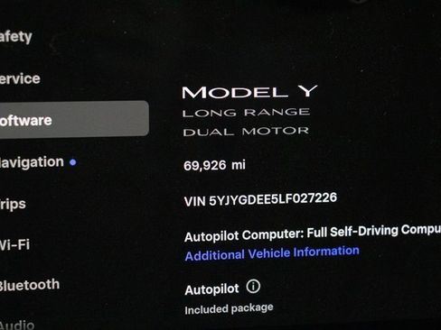 Used 2020 Tesla Model Y Long Range image 31