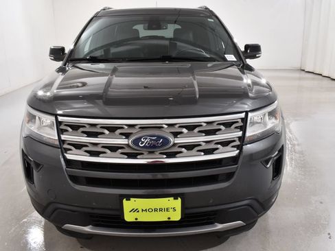 Used 2018 Ford Explorer XLT w/ Equipment Group 202A AWD/4WD image 3