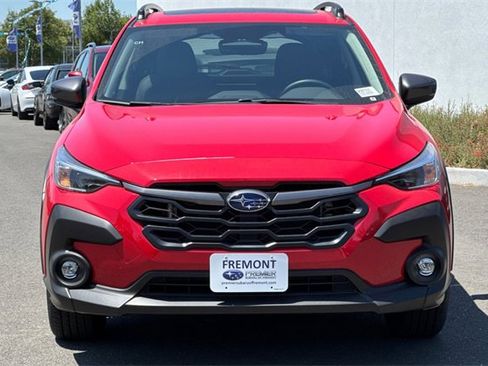 Used 2025 Subaru Crosstrek 2.0i Premium image 6