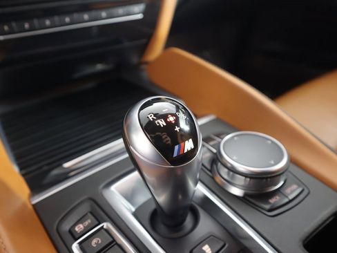 Used 2017 BMW X5 M image 57