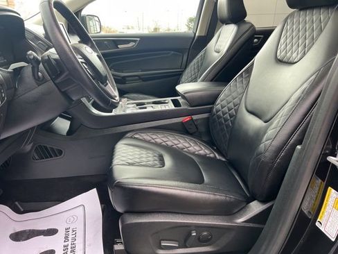 Used 2023 Ford Edge Titanium w/ Class II Trailer Tow Package image 22