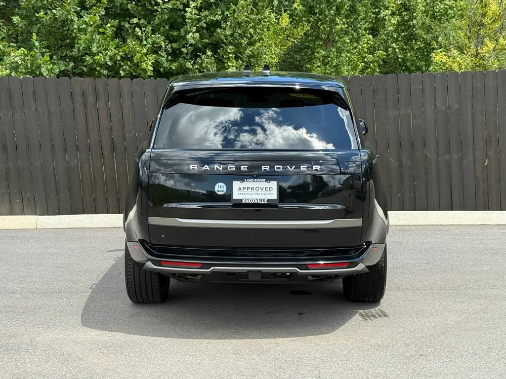 Certified 2025 Land Rover Range Rover Long Wheelbase SE AWD/4WD image 4