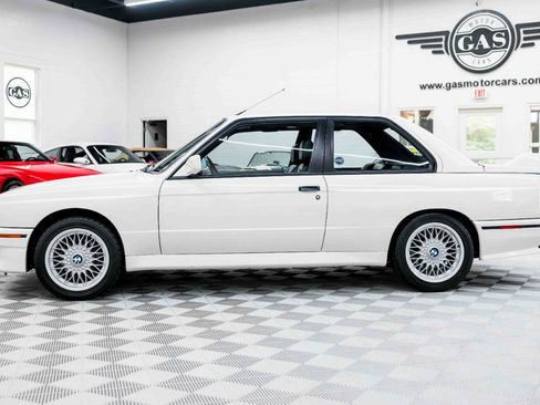 Used 1990 BMW M3 Coupe RWD image 11