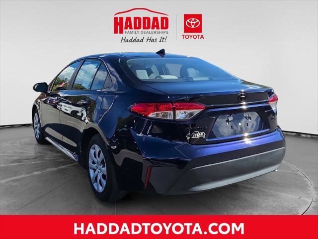Certified 2024 Toyota Corolla LE FWD image 3