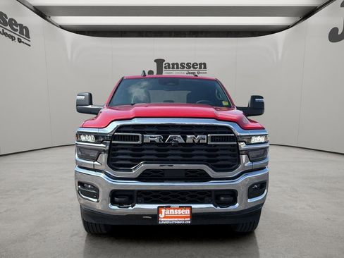 Used 2026 RAM 2500 Big Horn AWD/4WD image 7
