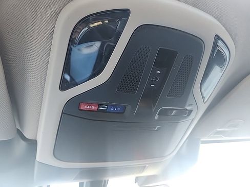 Used 2023 Subaru Outback Limited image 24