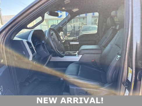 Used 2022 Ford F250 Lariat w/ Lariat Ultimate Package image 6