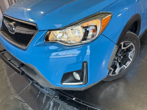 Used 2017 Subaru Crosstrek 2.0i Limited AWD/4WD image 9
