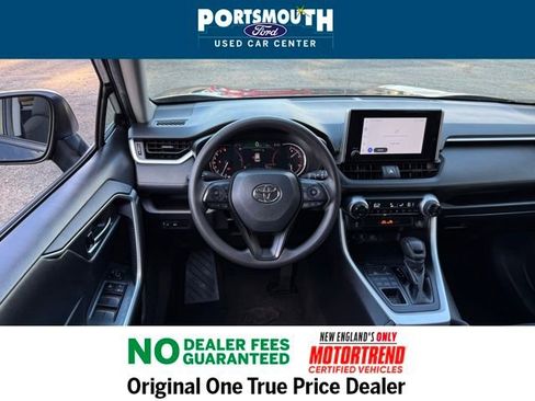 Used 2024 Toyota RAV4 XLE image 7