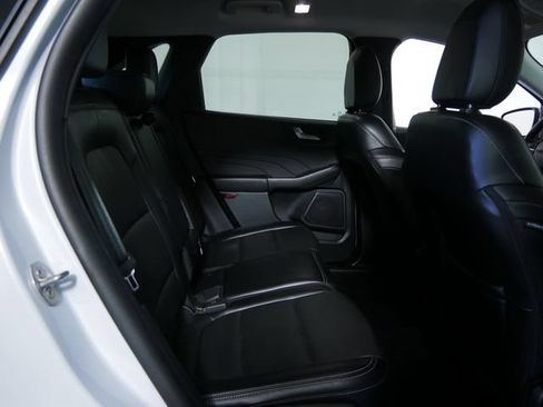 Used 2025 Ford Escape Platinum AWD/4WD image 12