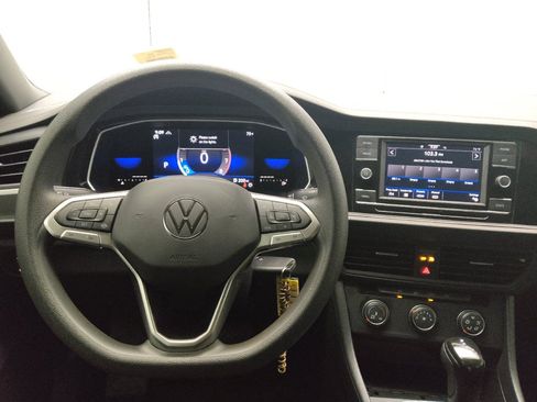 Used 2022 Volkswagen Jetta Sport FWD image 22
