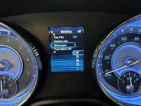 Used 2014 Chrysler 300 image 15