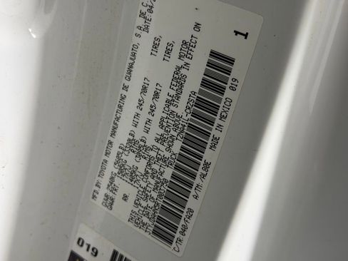 Used 2024 Toyota Tacoma SR image 35