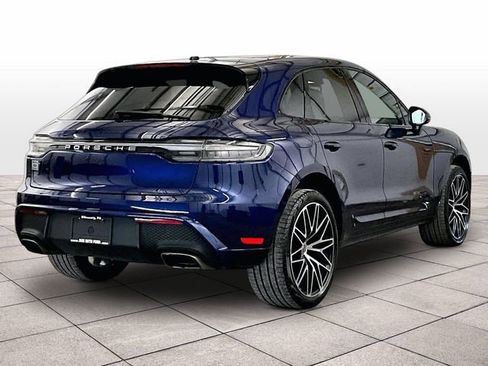 Used 2023 Porsche Macan AWD/4WD image 11
