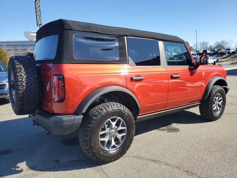 Used 2023 Ford Bronco Badlands image 6