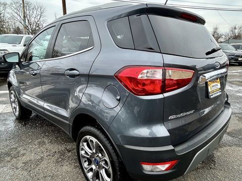 Used 2020 Ford EcoSport Titanium image 4