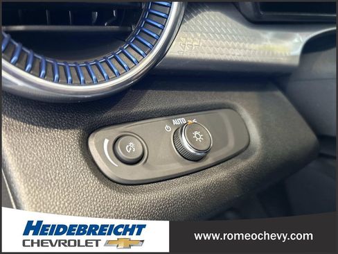 Used 2024 Chevrolet Trax LT w/ Driver Confidence Package FWD image 29