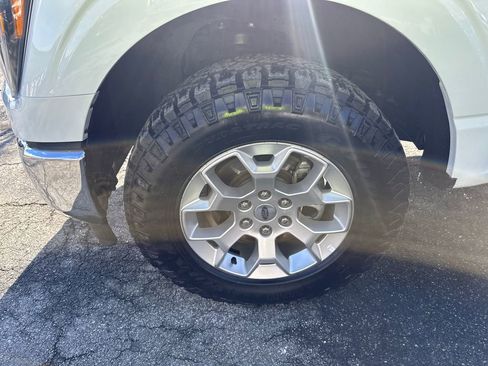 Used 2023 Ford F150 XLT image 49