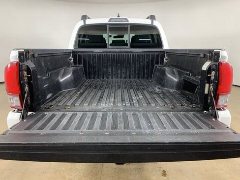 Used 2020 Toyota Tacoma SR image 12