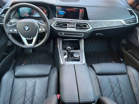 Used 2023 BMW X5 xDrive40i w/ Premium Package AWD/4WD image 2