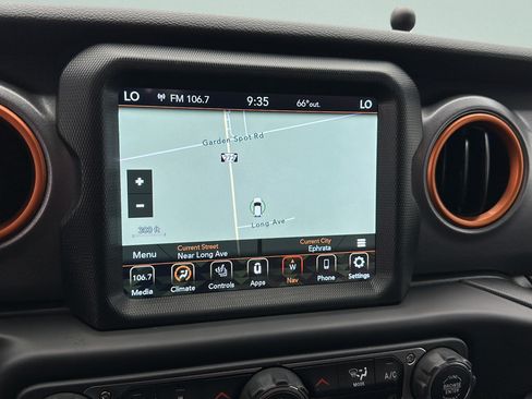 Used 2023 Jeep Gladiator Mojave w/ Cold Weather Group AWD/4WD image 20