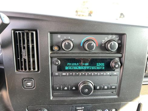 Used 2021 Chevrolet Express 2500 w/ Driver Convenience Package image 17