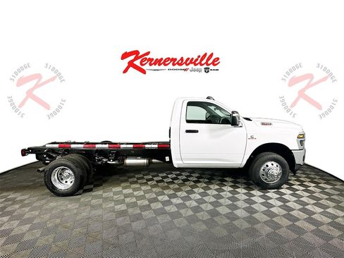 New 2026 RAM 3500 Tradesman w/ Chrome Appearance Group image 8