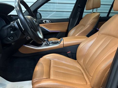 Used 2022 BMW X5 xDrive40i w/ Luxury Seating Package AWD/4WD image 10